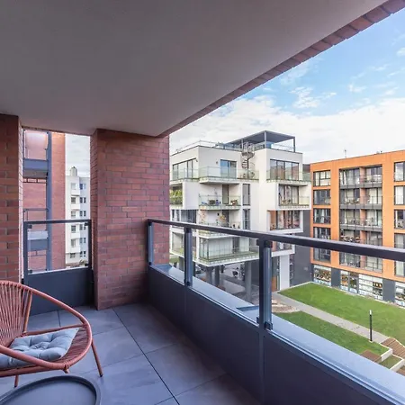 Z Balkonem Blisko Starego Miasta *